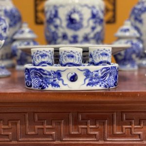 Bộ Đồ Thờ Men Dong Cổ Rồng Nổi